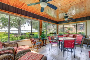 Lakefront Frostproof Vacation Rental with Beach!